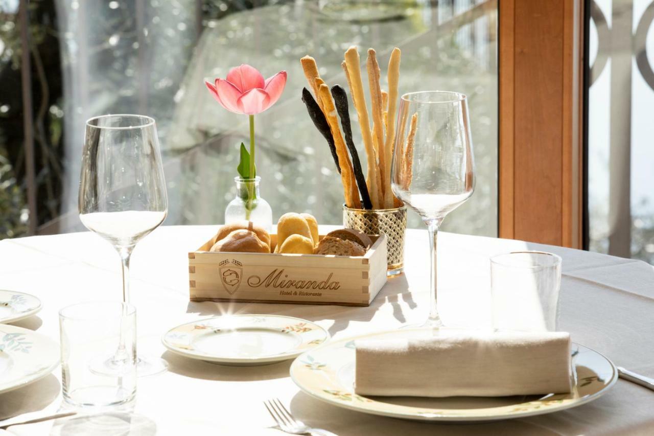 Hotel Miranda 리바디솔토 외부 사진